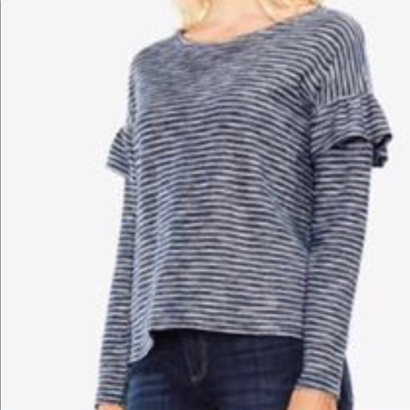 Vince Camuto Tops - Two by Vince Camuto Too NWOT—A1